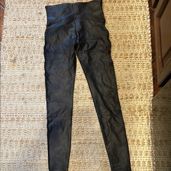 Spanx faux leather leggings NWT - Picture 4 of 8